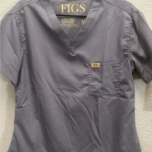 FIGS Gray Shirt